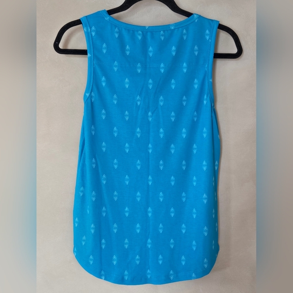 FIG | Blue Sleeveless Pleated V-Neck Tank Top, Size XS - Picture 3 of 8